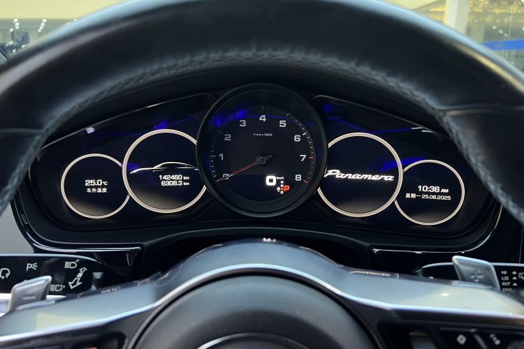 保时捷 2017款 Panamera 3.0T中控内饰15