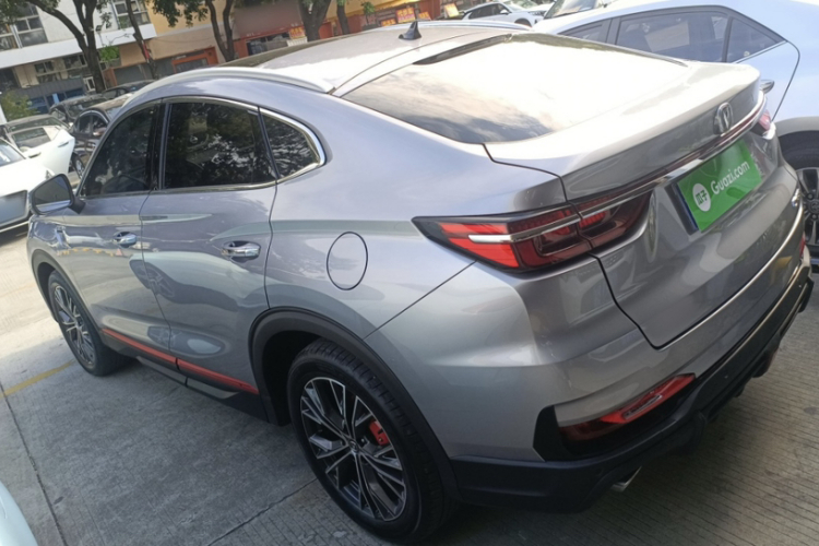 长安CS85 COUPE 2023款 1.5T DCT尊贵型车身外观6003