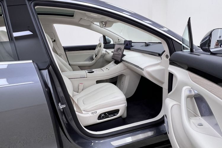 鸿蒙智行 智界R7 2024款 纯电 802km Max局部细节41