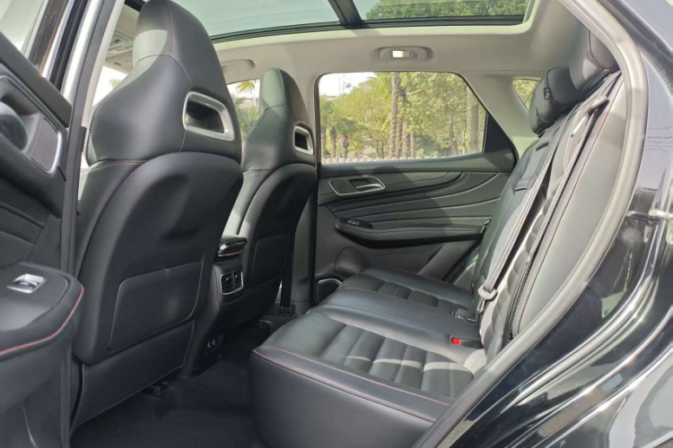 名爵HS 2019款 30T 自动两驱Trophy超能版 国VI中控内饰7004