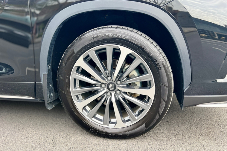 丰田 皇冠陆放 2024款 2.5L HEV四驱豪华版车身外观6003