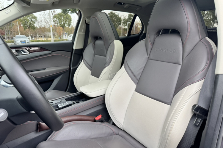 领克02 2019款 高能版 2.0T 自动两驱耀Pro版 国VI局部细节19