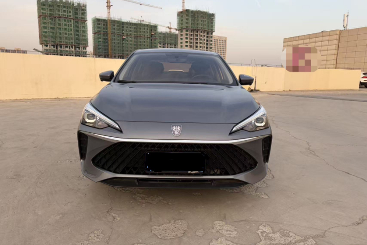 荣威i5 2023款 1.5L CVT尊荣版中控内饰7003