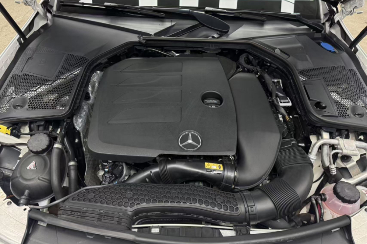 奔驰C级 2020款 改款 C 260 L 运动版车身外观6005