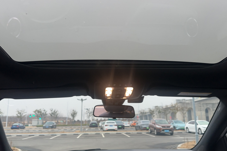 奔驰B级 2021款 B 200 动感型局部细节22