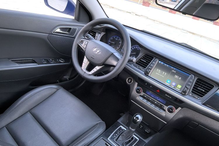 现代 名图 2017款 1.8L 自动智能型GLS 国V中控内饰7005