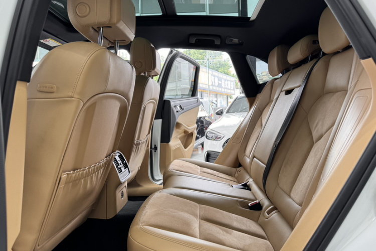 保时捷 2017款  Macan 2.0T中控内饰7015