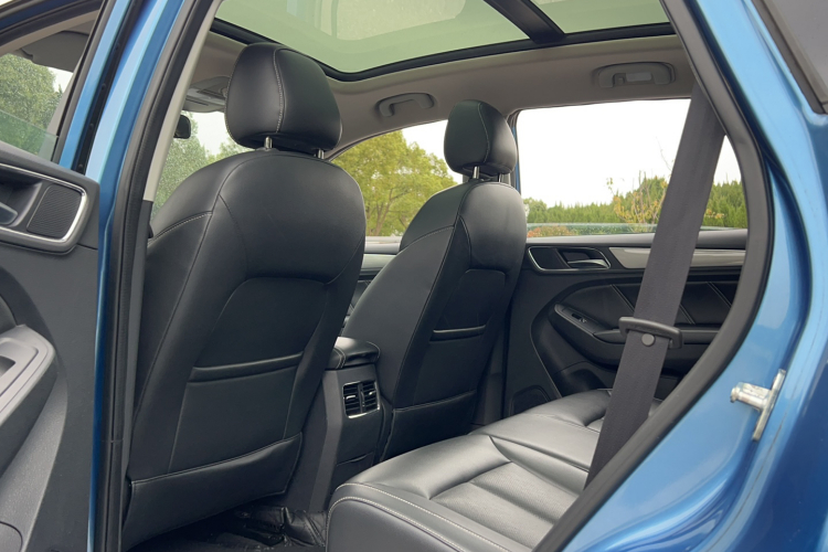 荣威RX5 2016款 20T 两驱自动互联网智享版中控内饰7005