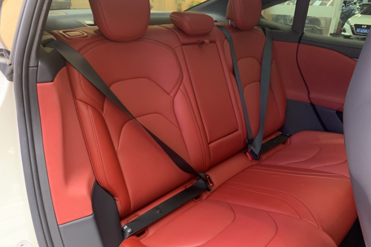 小米汽车 小米SU7 2024款 后驱长续航智驾版中控内饰7005