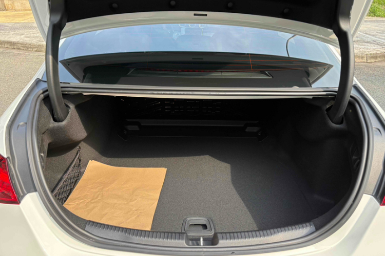 奔驰C级 2025款 C 260 L 运动版局部细节23