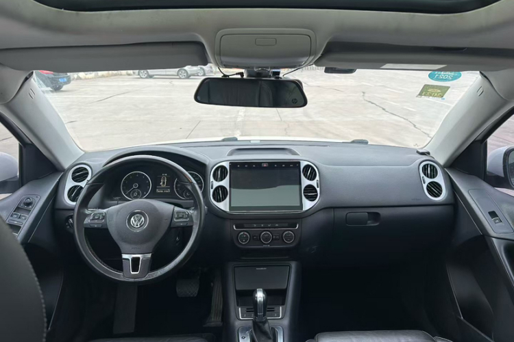 大众 途观 2016款 280TSI 自动两驱丝绸之路舒适版中控内饰7002