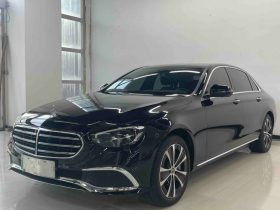 奔驰E级新能源 2022款 改款二 E 350 e L 插电式混合动力轿车