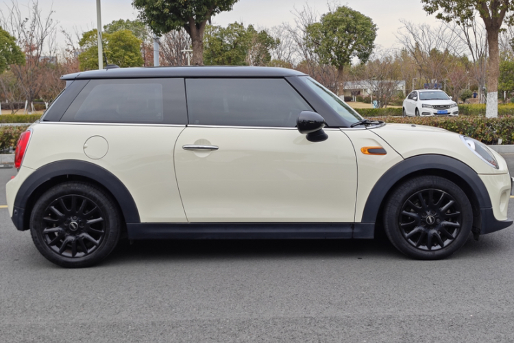 MINI 2016款 1.5T COOPER车身外观6002