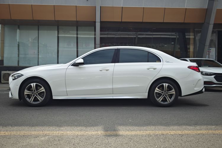 奔驰C级 2022款 C 200 L 运动版车身外观6002