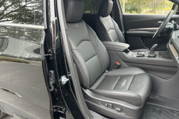 凯迪拉克XT4 2024款 改款 28T 两驱豪华型局部细节41