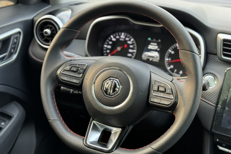 名爵ZS 2020款 180DVVT 自动Lite局部细节13