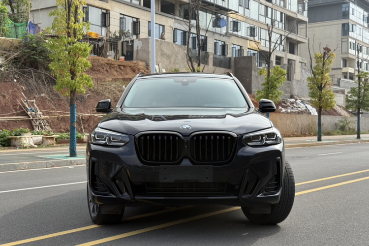 宝马X3 2023款 改款 xDrive30i 领先型 M曜夜套装车身外观6001