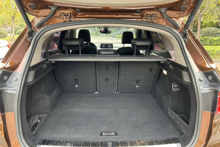 宝马X1 2016款 sDrive18Li 时尚型局部细节23