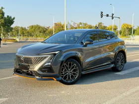 长安UNI-T 2022款 1.5T 运动版 尊贵型