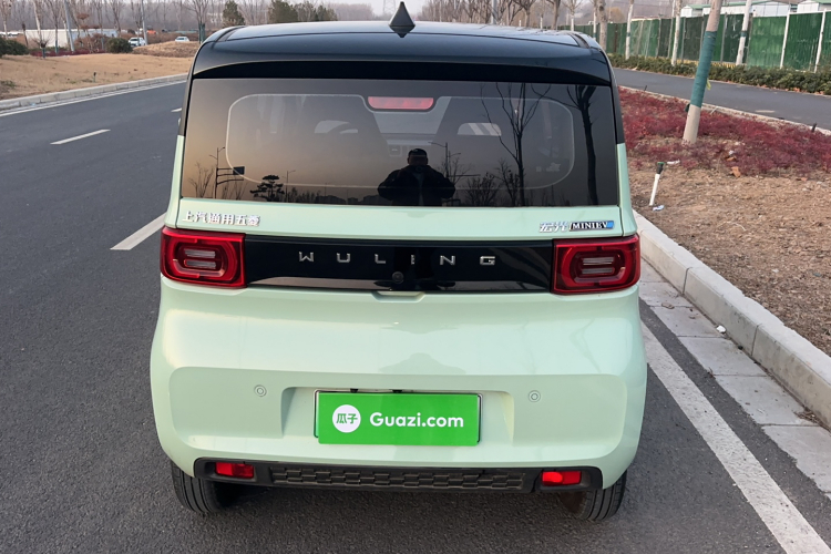 五菱汽车 宏光MINIEV 2022款 马卡龙臻享款 磷酸铁锂车身外观6006