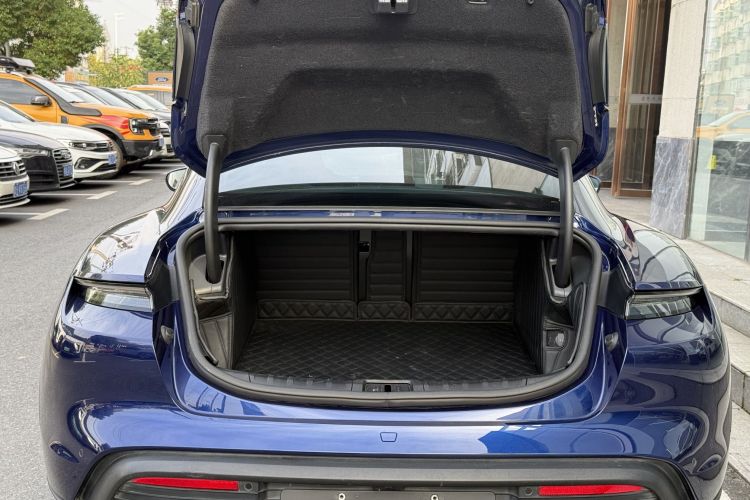 保时捷 2020款 Taycan局部细节23