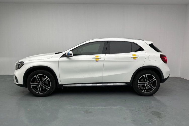 奔驰GLA 2018款 GLA 200 时尚型车身外观6001