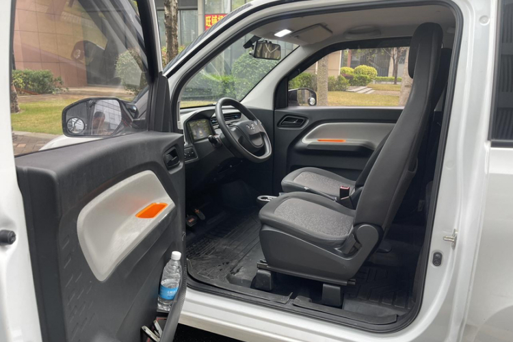 五菱汽车 宏光MINIEV 2021款 马卡龙臻享款 三元锂中控内饰7002