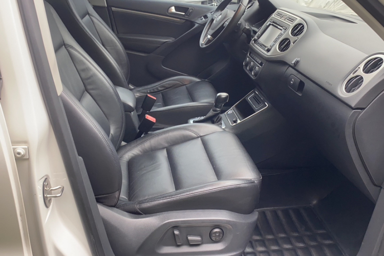 大众 途观 2015款 1.8TSI 自动两驱豪华型中控内饰7001