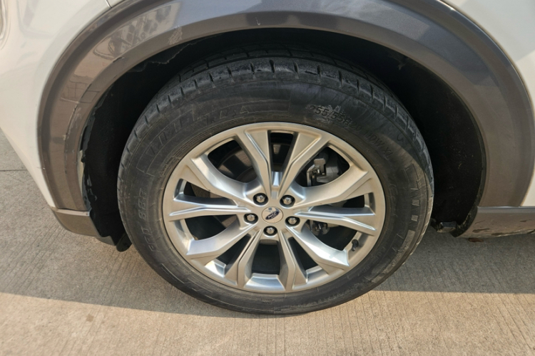 福特 探险者 2020款 EcoBoost 285 后驱风尚版 6座车身外观6008