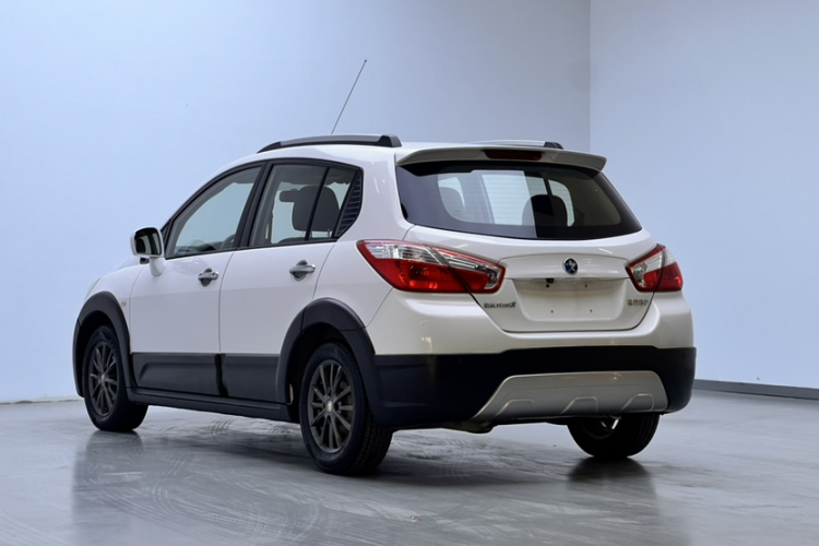 启辰R50X 2015款 1.6L 自动潮流版车身外观6008