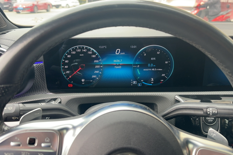 奔驰A级 2021款 A 200 L 运动轿车时尚型中控内饰15