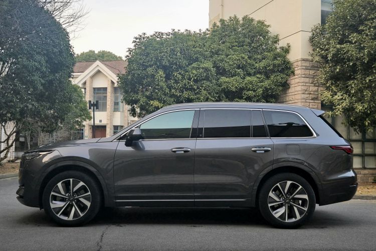 理想汽车 理想ONE 2021款 增程6座版局部细节9002