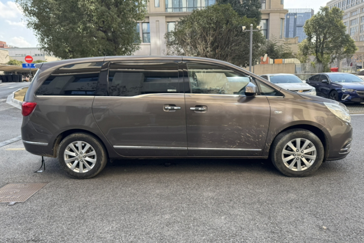 别克GL8 2017款 25S 豪华型 国V车身外观6004