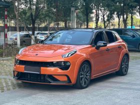 领克02 Hatchback 2021款 2.0TD Halo