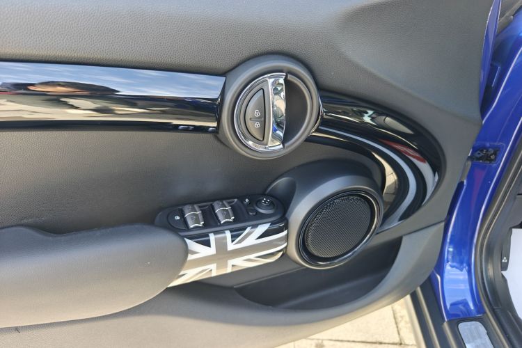 MINI 2019款 1.5T ONE PLUS 五门版中控内饰7002