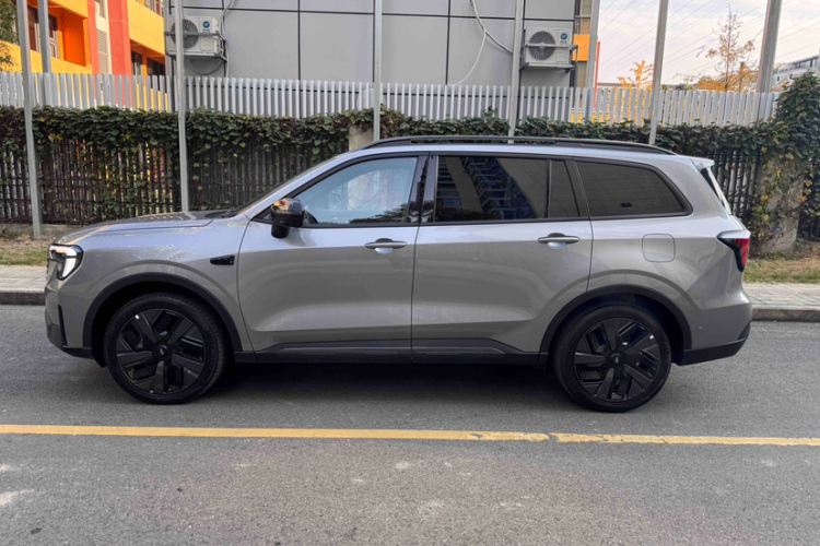 福特 领睿新能源 2025款 尊领型PLUS车身外观6002