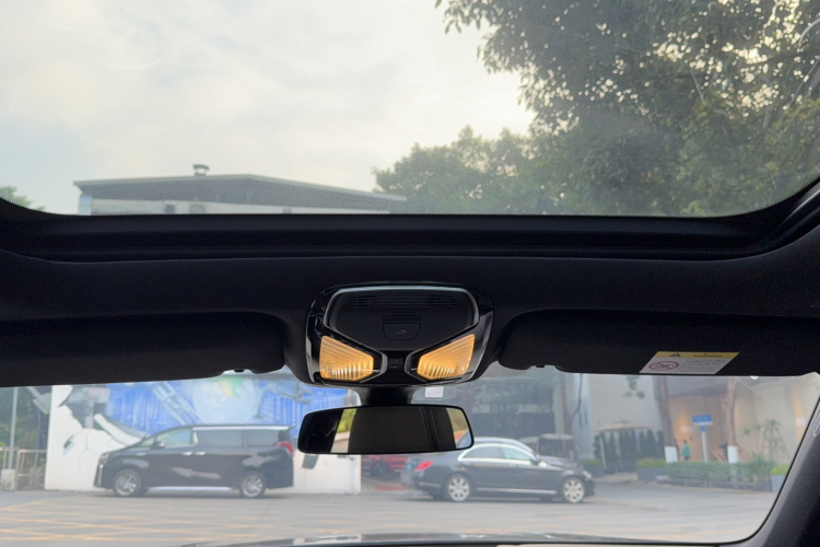 宝马7系 2019款 730Li M运动套装局部细节22