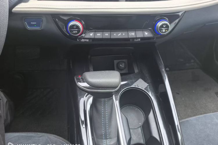 别克 微蓝6 2019款 互联智享型中控内饰7005