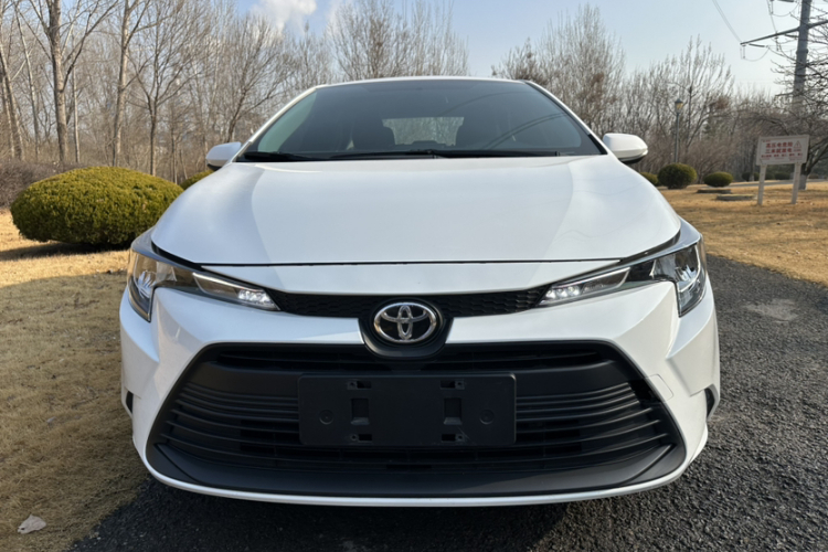 丰田 雷凌 2023款 TNGA 1.5L CVT进取版车身外观6003