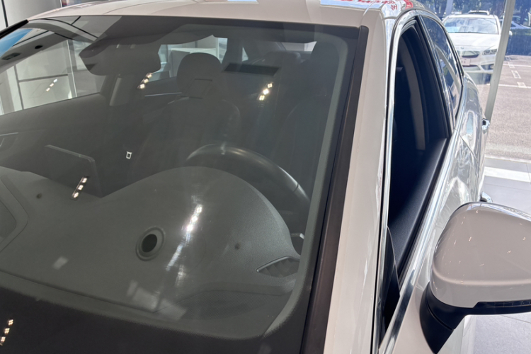 奥迪A4L 2019款 35 TFSI 进取型 国V局部细节9003