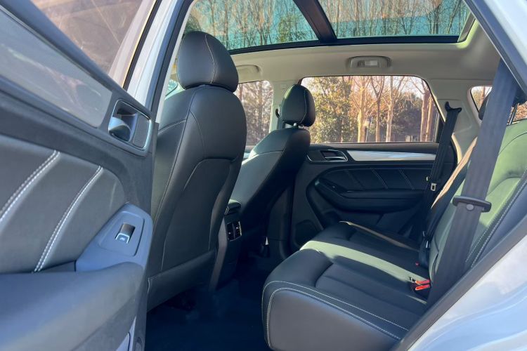 荣威RX5 2020款 20T 自动4G互联百万款中控内饰7004