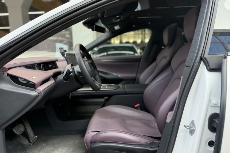 小米汽车 小米SU7 2024款 后驱长续航智驾版中控内饰7001