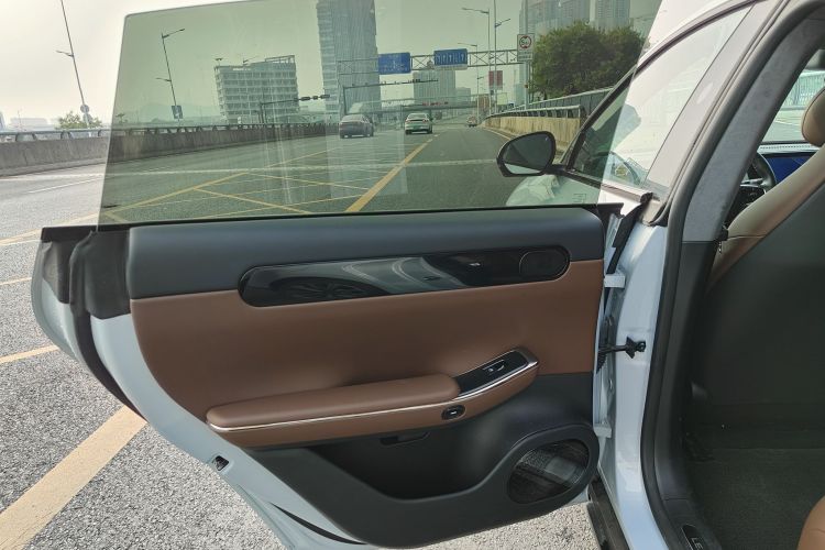 零跑汽车 零跑C01 2023款 增程 316 智享版局部细节9009