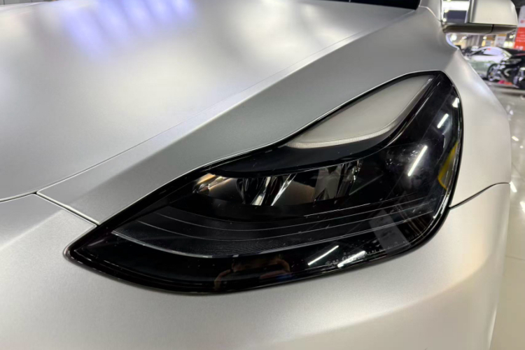 特斯拉 Model Y 2023款 后轮驱动版车身外观6010