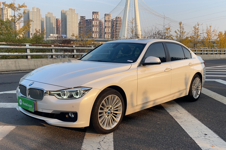 宝马3系 2018款 320Li 时尚型车身外观1