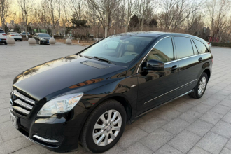 奔驰R级 2017款 R 320 4MATIC 商务型臻藏版