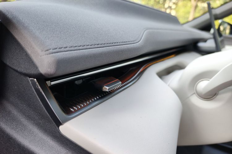 深蓝汽车 深蓝L07 2024款 230Max乾崑智驾ADS SE增程版中控内饰7005