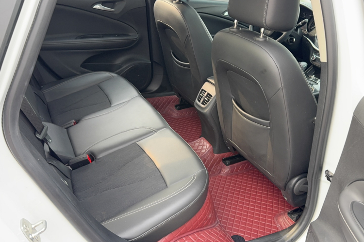 别克 威朗 2020款 20T CVT领先型局部细节9001