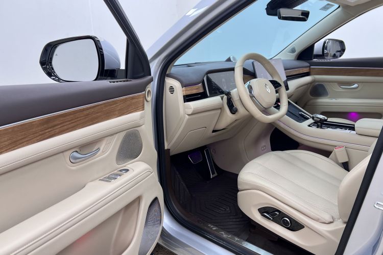 鸿蒙智行 问界M7 2024款 1.5T 智驾四驱Max版 5座中控内饰7011