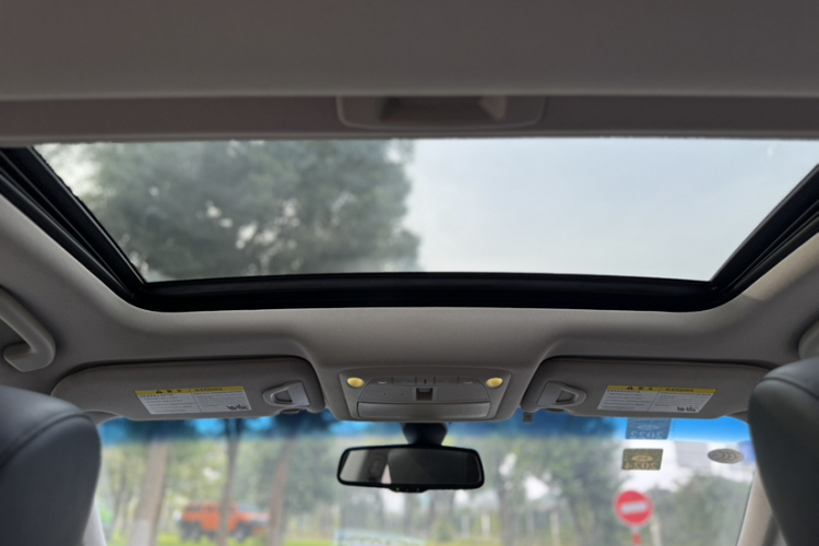 英菲尼迪QX50 2015款 2.5L 舒适版中控内饰7012